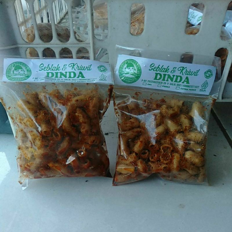 

MAKARONI KRIWIL EXTRA PEDAS