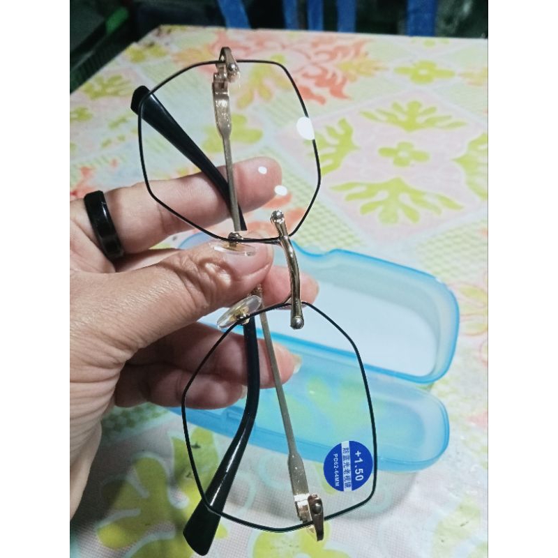 kaca mata fokus baca/ plus 150