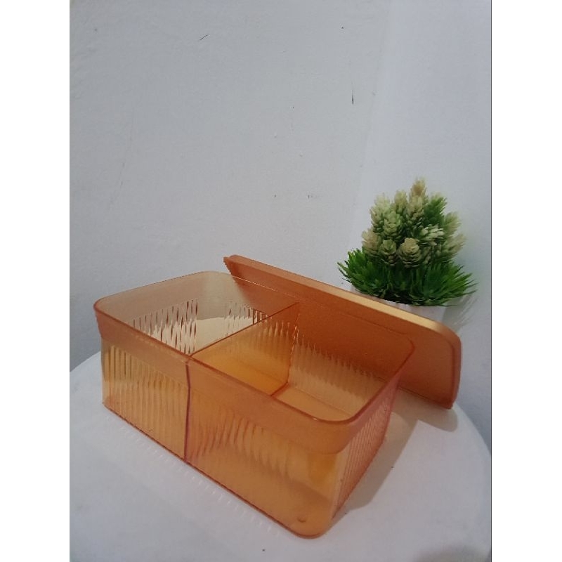 Tupperware Snack it Gold