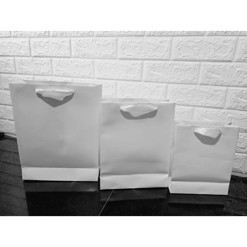 

Paperbag Putih Polos Uk. S, M, L