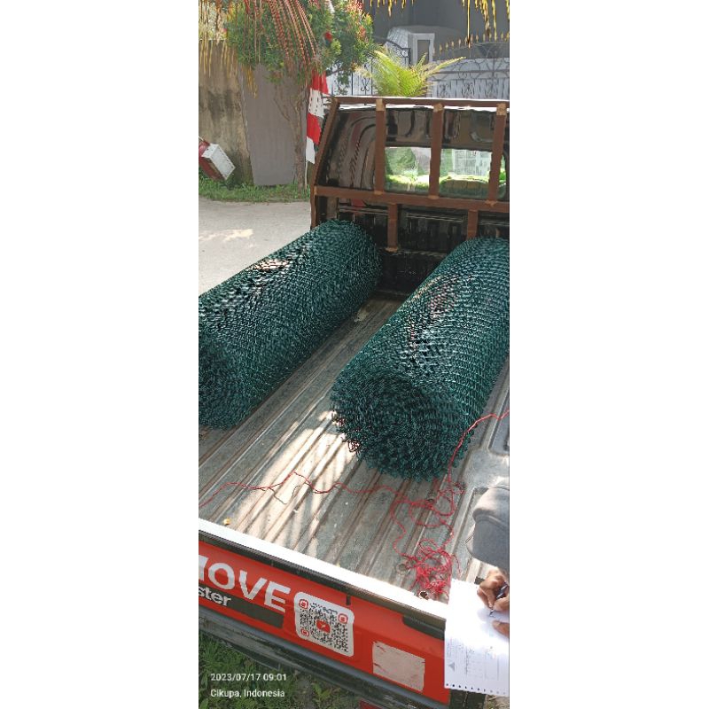 kawat harmonika lapis PVC tebal ±3,5 mm kotak 3 cm x 3 cm Tinggi 1 meter