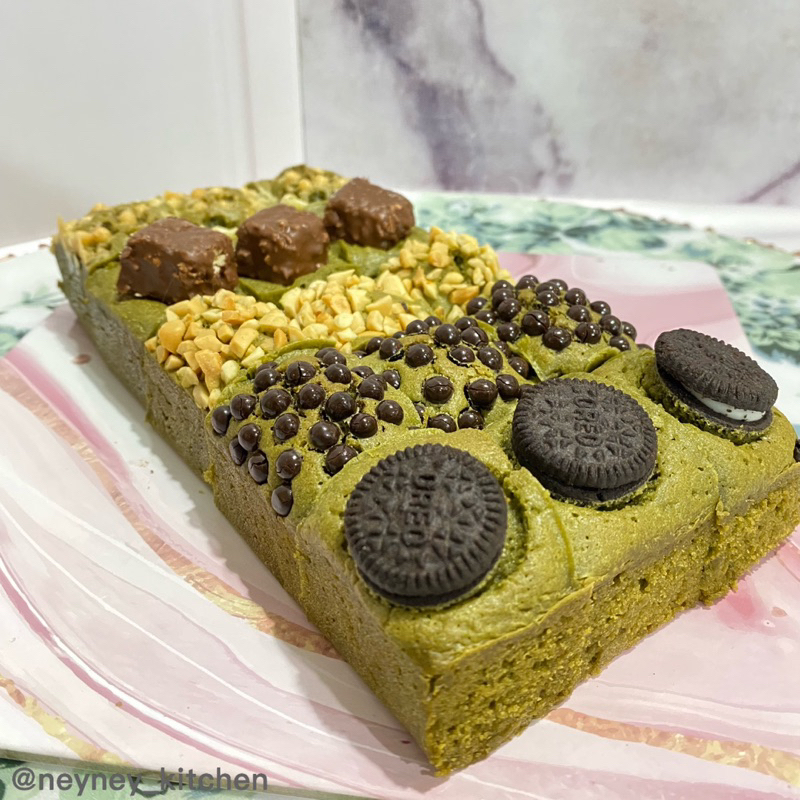 

Neyney Matcha Brownies