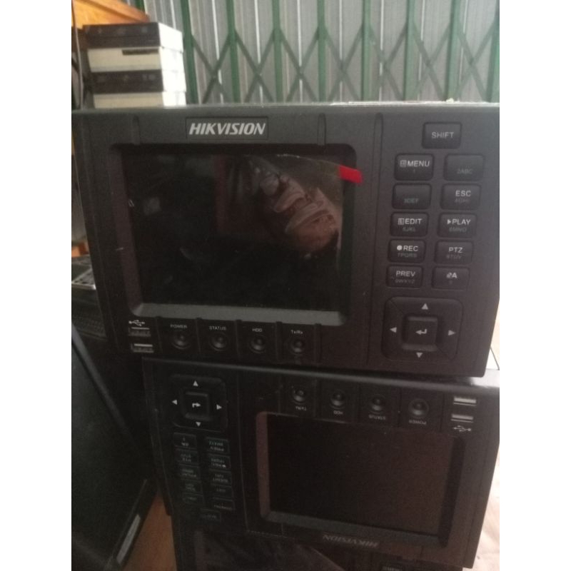 Decoder Cctv hikvision Ds-7204AHLI-VS