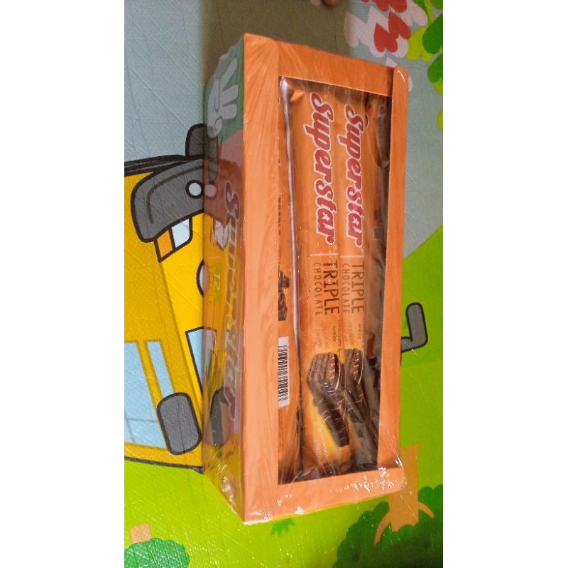 

Wafer Salut Cokelat Superstar 1 box isi 12 @16 gram - Coklat, Chocolate