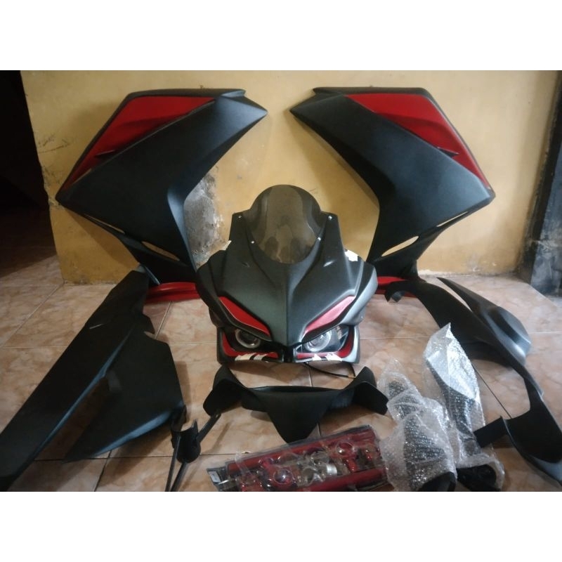 fairing tiruan cbr250rr di motor old cb150r