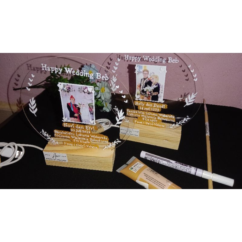 Akrilik/KadoPernikahan/BisarequestKata-kata/KadoPertunangan