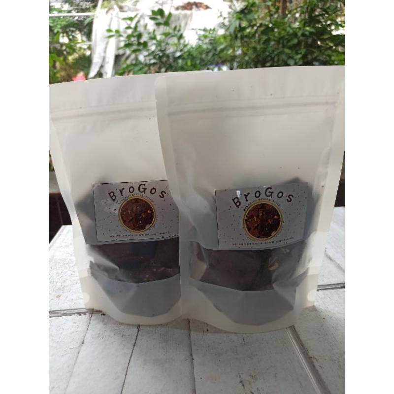 

Brogos/Brownies Gosong krispi, berat 125 gr