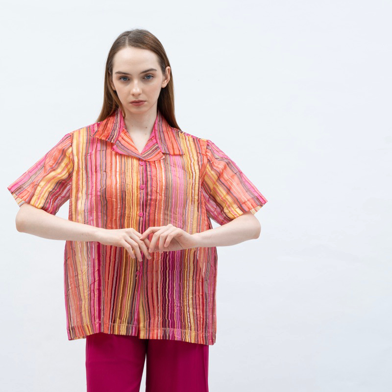 DAYBYDAY Fuchsia Shirt — Kemeja Wanita