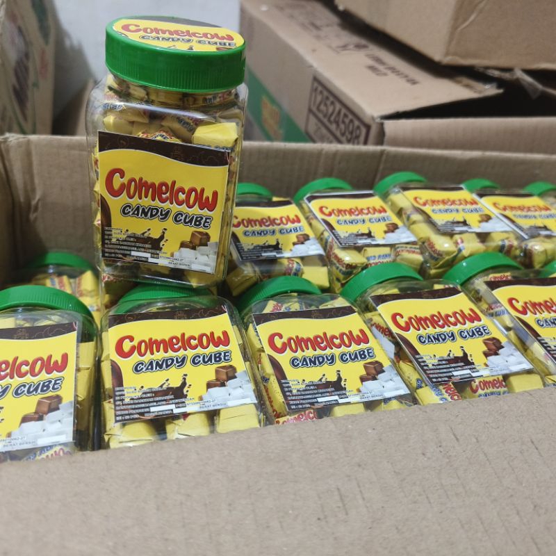 

COMELCOW CANDY CUBE PERMEN SUSU DANCOW KARTON 48 TOPLES X 50 PCS