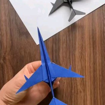 

pesawat origami