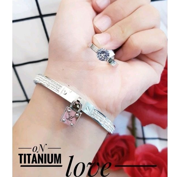Set Perhiasan Silver Titanium Bengle 87