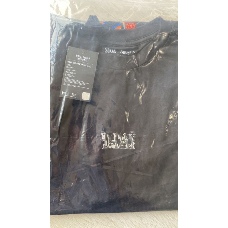 D DAY TSHIRT BLACK OFFICIAL / D-DAY TSHIRT SUGA  (STICKER HOLOGRAM DAN TAG HYBE)