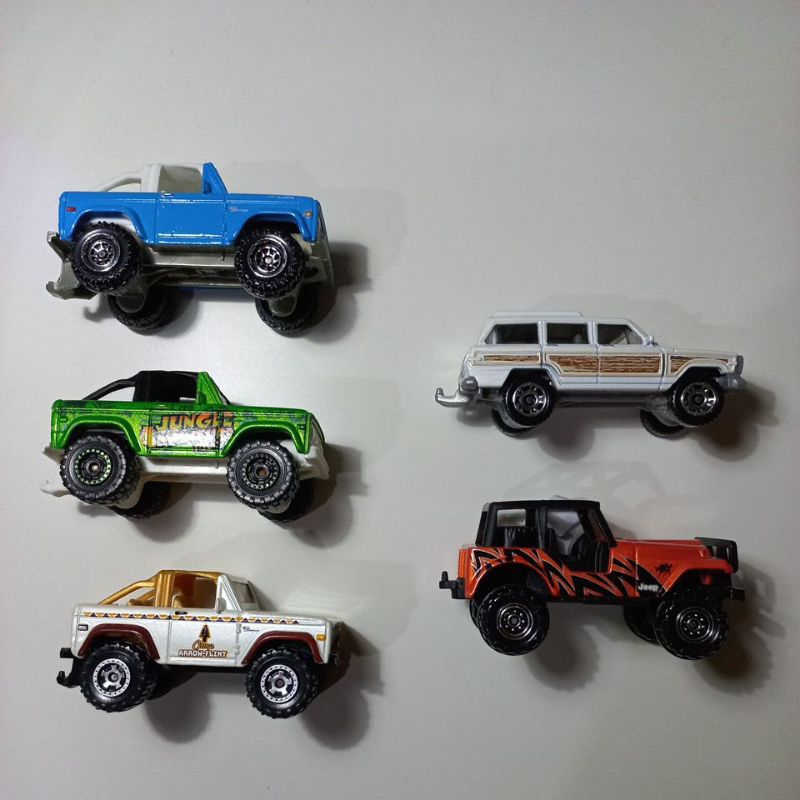 Matchbox Jeep Wagoneer, Jeep Wrangler 4x4, Ford Bronco 4x4 Loose