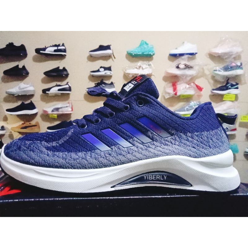 obral sepatu YIBERLY original