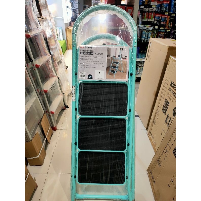 Krisbow Tangga Lipat 4 Step Dengan Busa Dudukan - Hitam