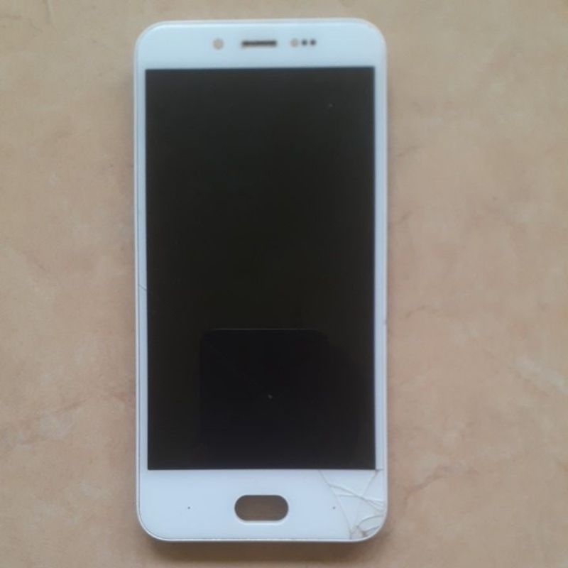 Lcd+Ts+Frame Evercoss Genpro S50 minus TS retak