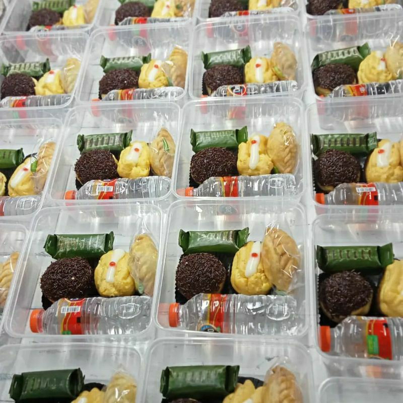 

Snack box , Nasi Box , Catering , kue