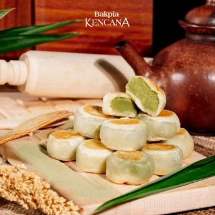 

Bakpia Kencana Oven Rasa Greentea isi 20 Tanpa Vacum Oleh Oleh Khas Jogja Murah