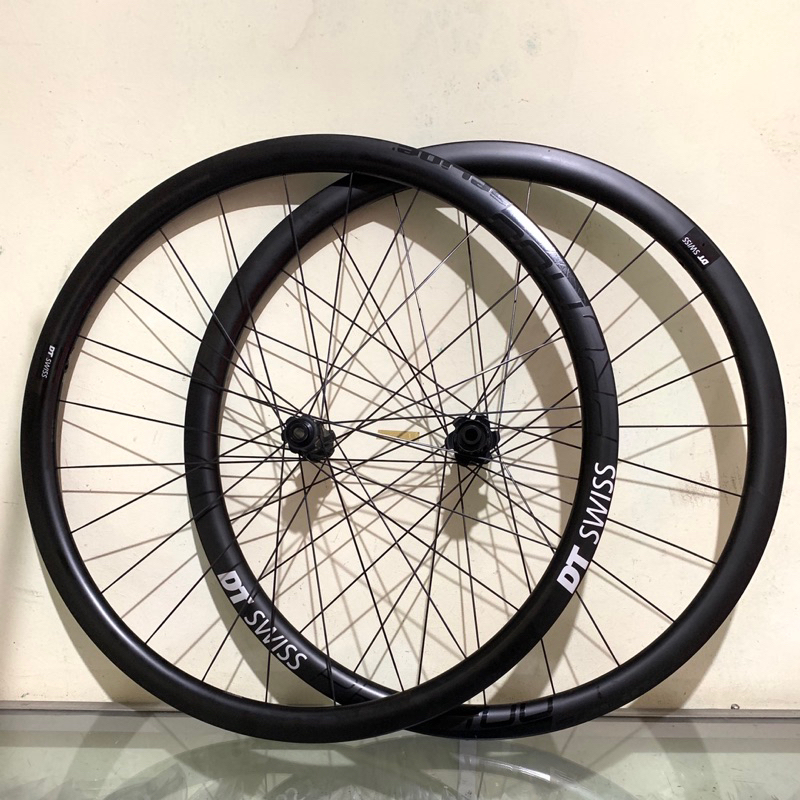 DT SWISS PRC 1400 spline carbon disc brake hub DT SWISS 240 star rachet