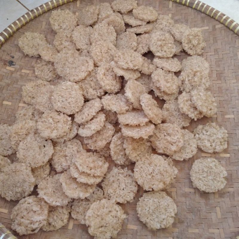 

Ranginang Ketan Putih-Makanan Ringan -cemilan-Rangginang Asin