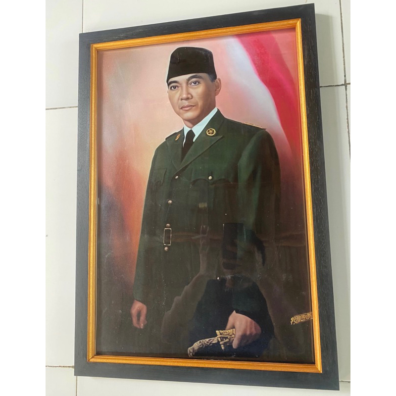 Hiadan Dinding Lukisan Cetak Ir Soekarno plus bingkai