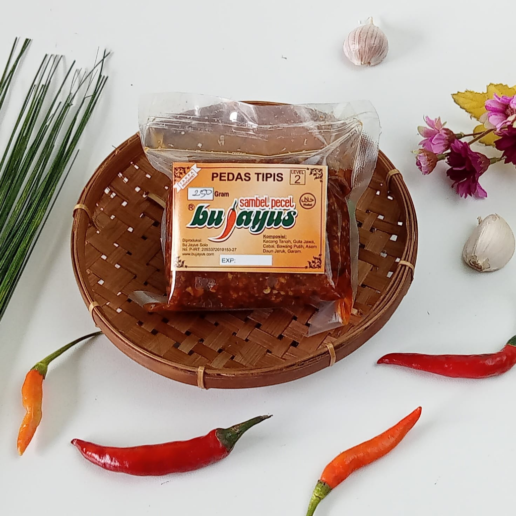 

Sambel Pecel Bu Jayus Rasa Pedas Tipis 250 Gram