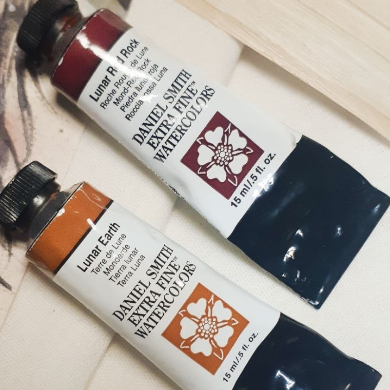 

Daniel Smith Watercolour Share half mini pan