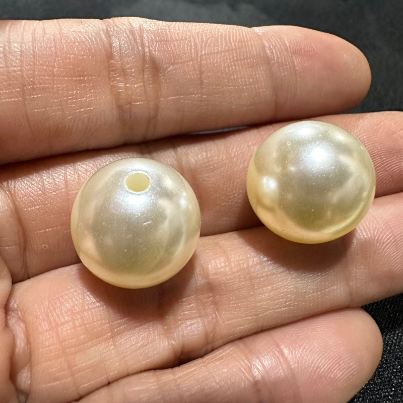 Mutiara 1 lubang uk 16mm( 1pcs)