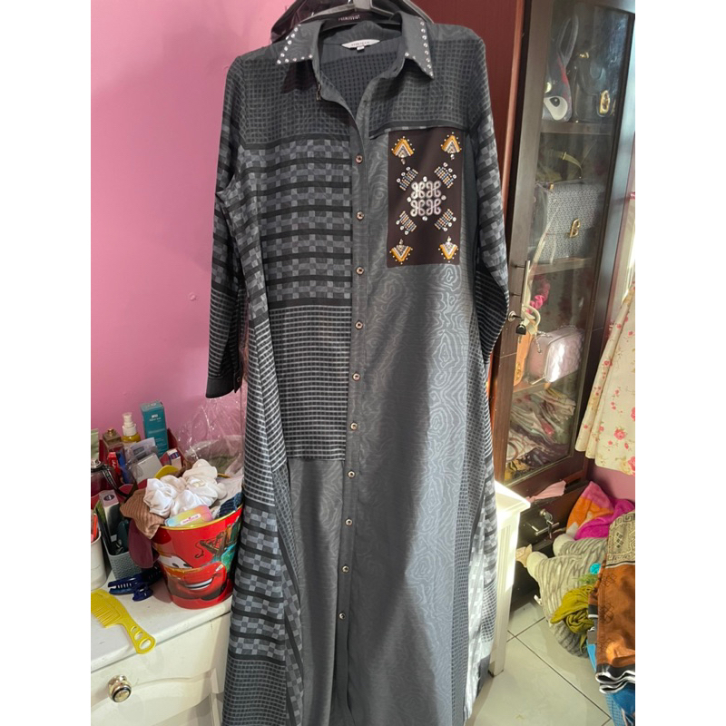 Preloved Like New Baju HIKMAT