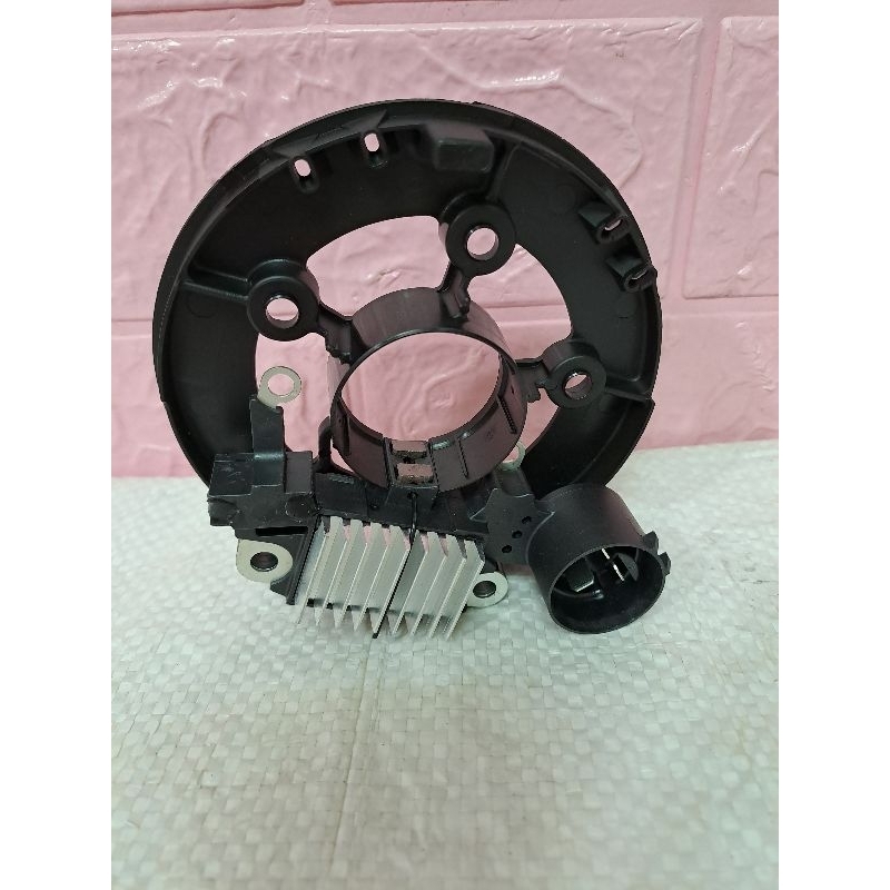 ic regulator isuzu Traga isuzu Traga