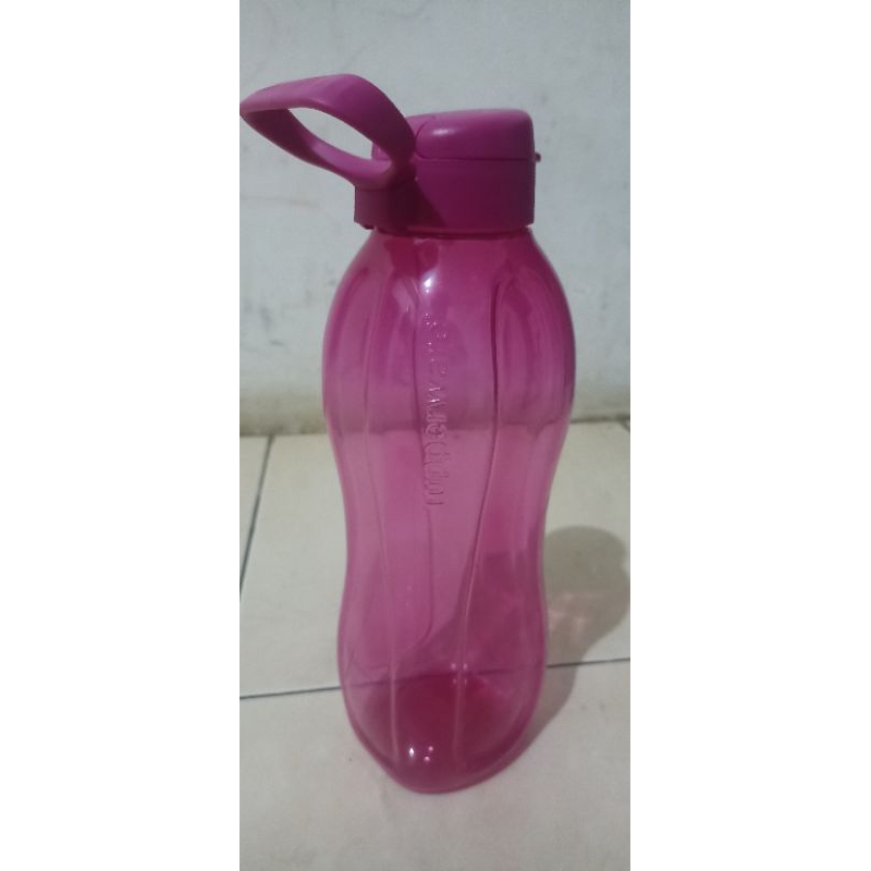 Tupperware botol minum 1,5L