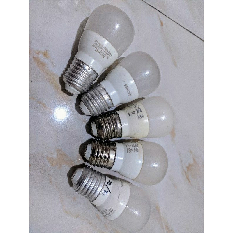 lampu led off/mati philips 3-4watt