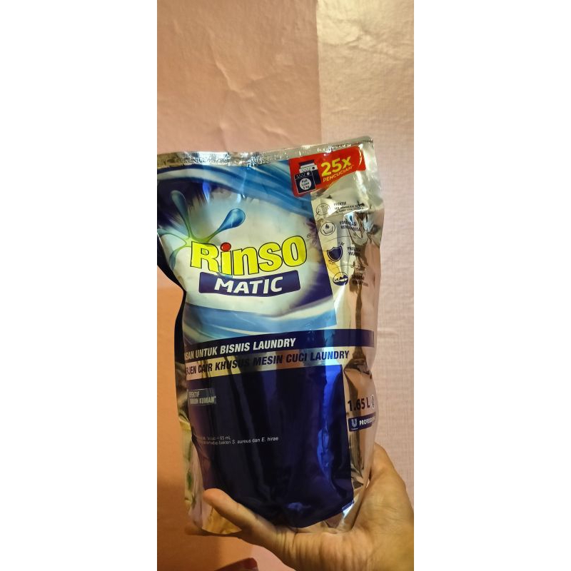 rinso matic detergen cair laundry