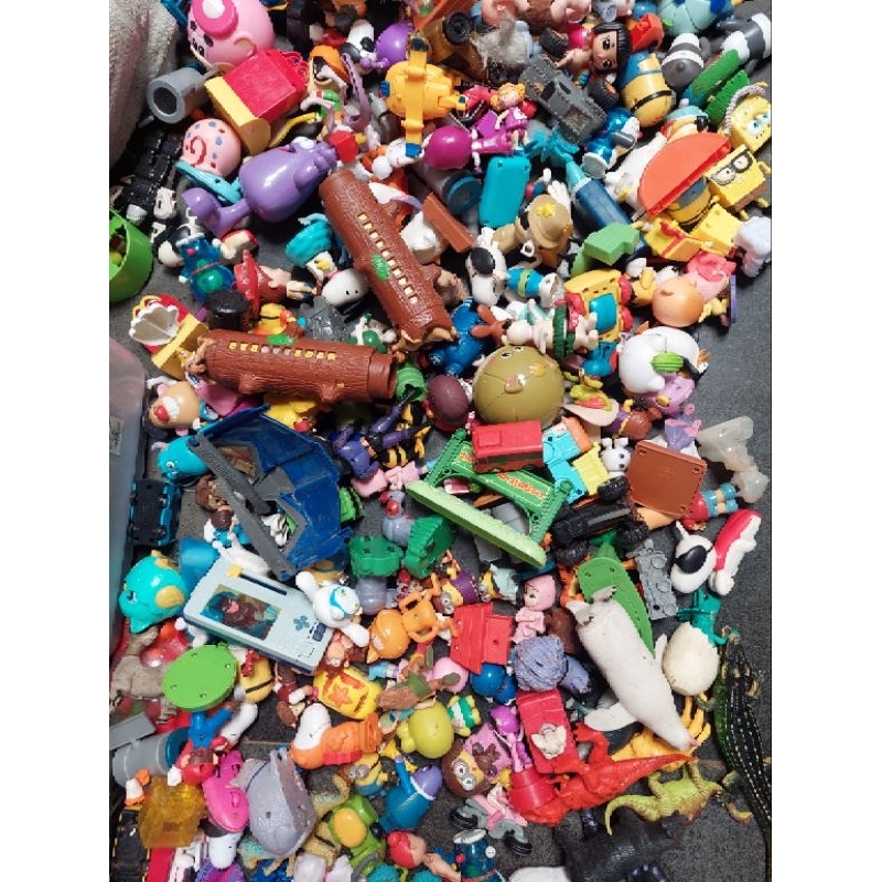 mainan happy meal mcd kfc