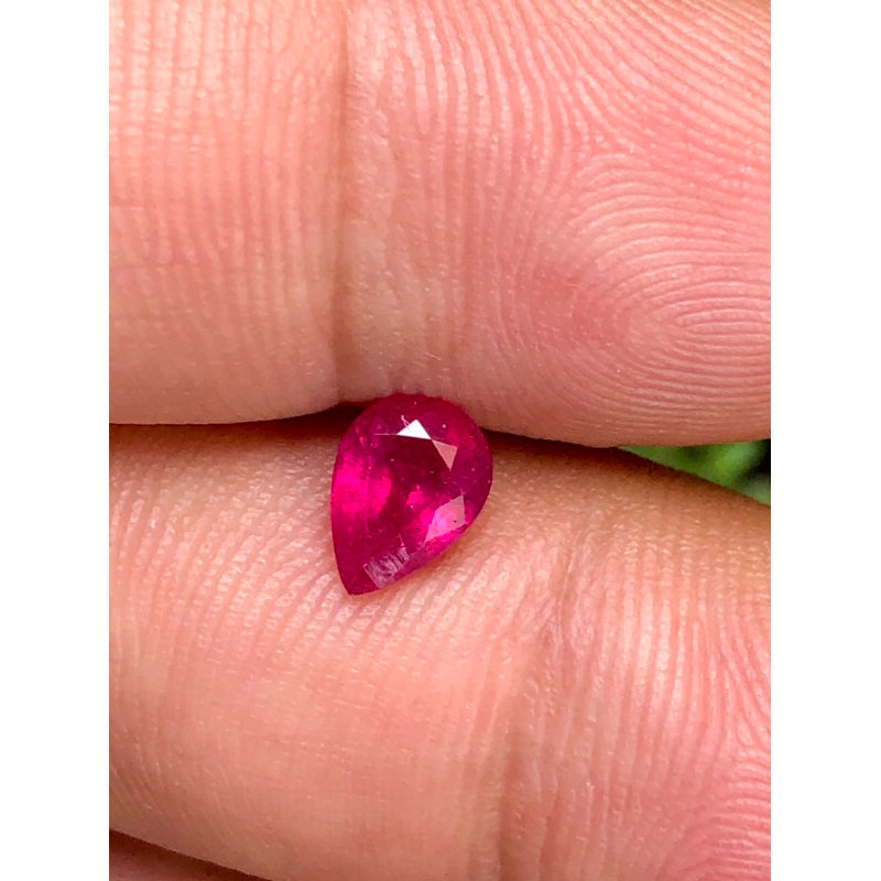 batu rubi batu red ruby pigeon blood natural memo KGL tanzania bukan burma warna merah cerah luster 