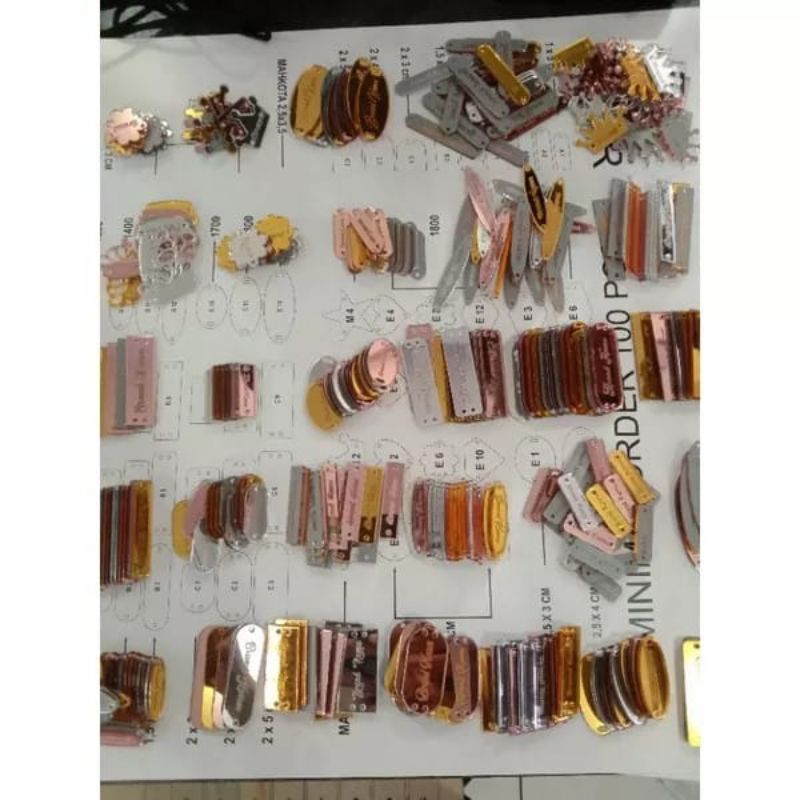 

minimal 100pcs/label acrilik/label hijab/label custom