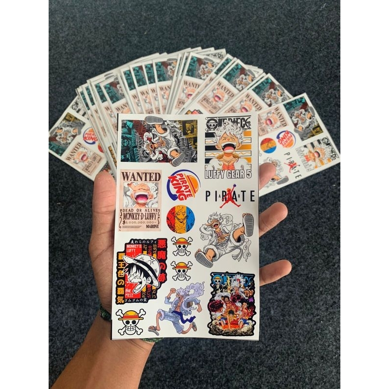Poster dan Stiker edisi/versi Luffy Gear 5 sedang trend