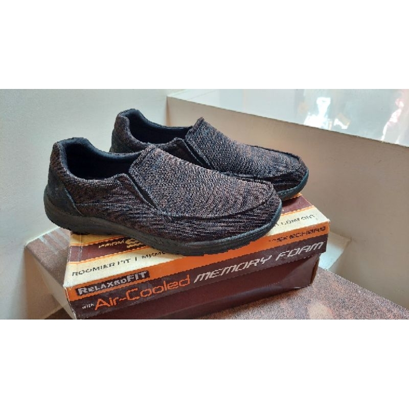 skechers slip on size 46 original