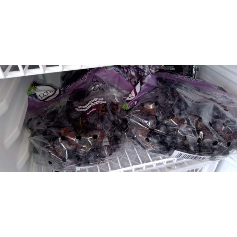 

buah buah anggur hitam non biji manis impor