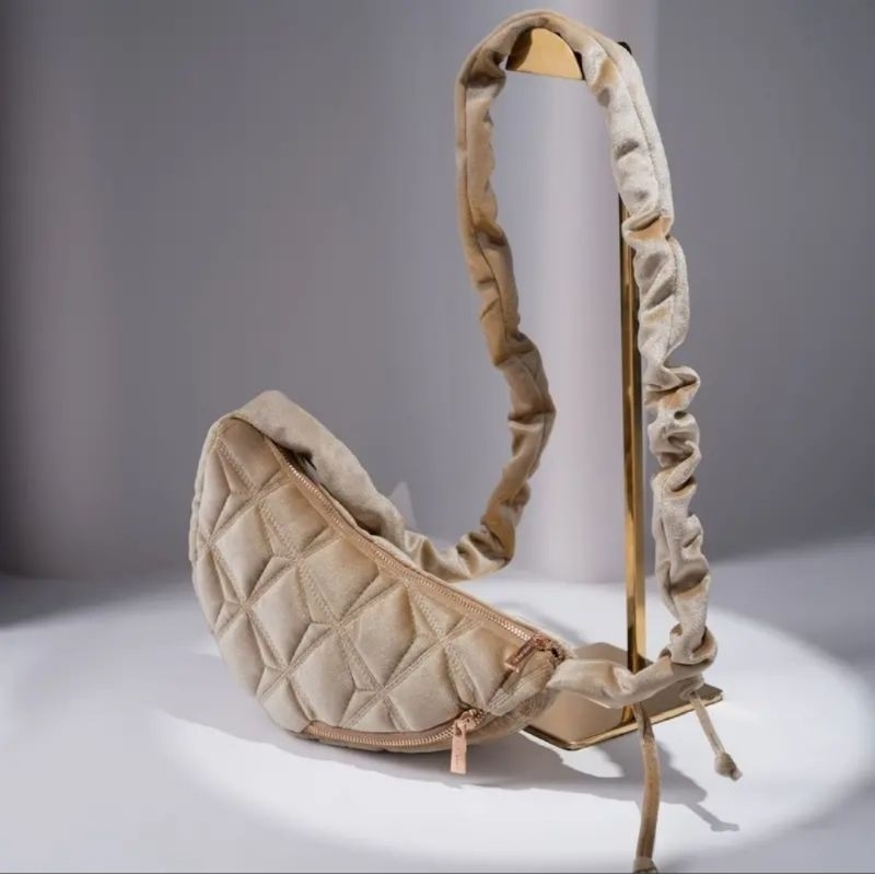 Heylocal Brisbane bag wheat