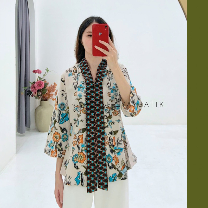 Louisa Slimfit Batik / Baju Atasan Batik Wanita Lengan