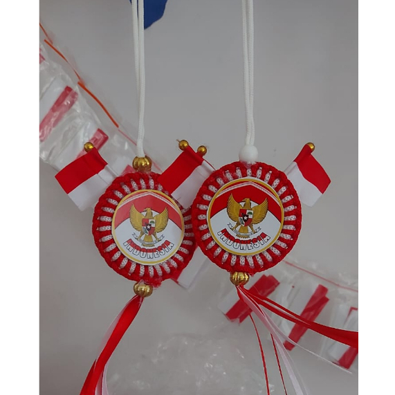 Bendera Merah Putih Lencana