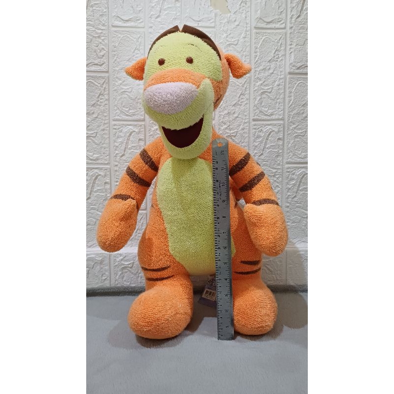Boneka Tiger Disney