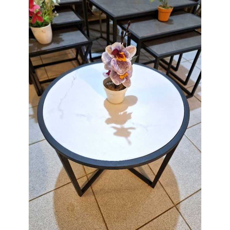 Meja Besi Kaki Silang