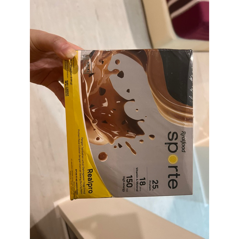 

Realfood sporte coklat isi 12