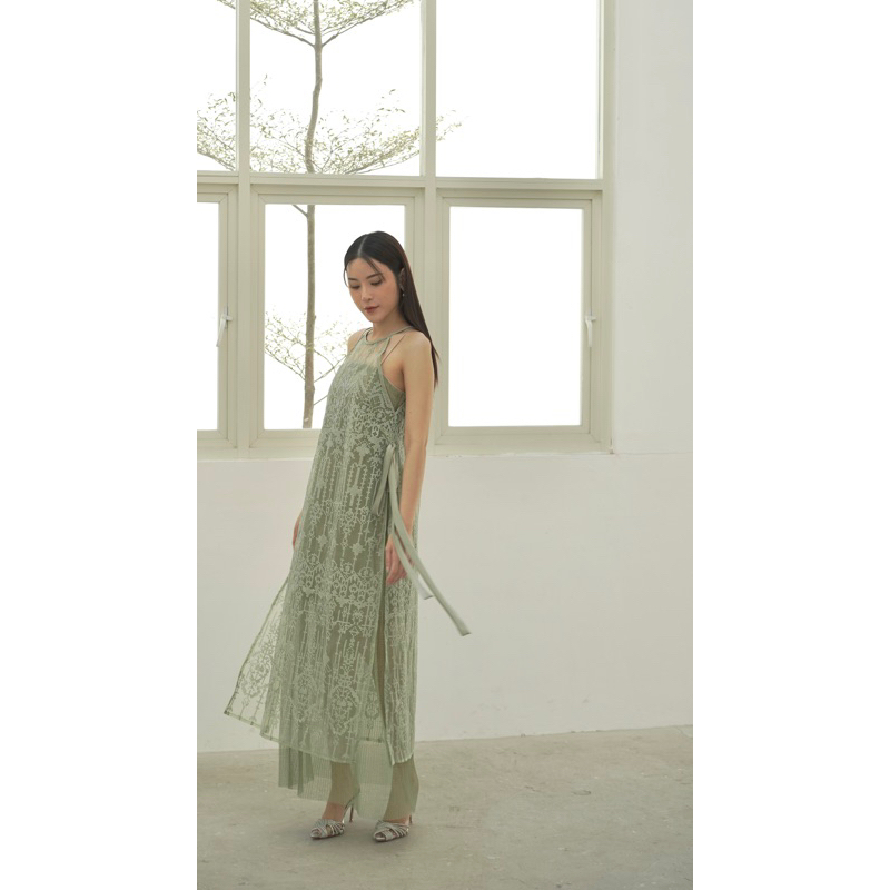 Yarra Sage pleats dress