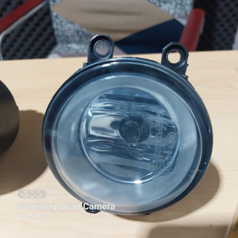 Lampu kabut foglam avanza xenia lama vvti th2006 -2016