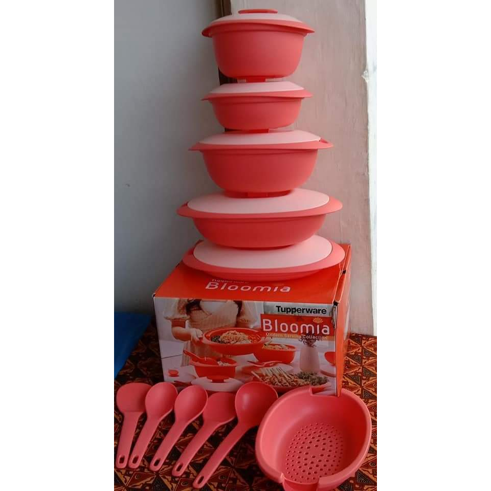 tupperware bloomia collection set  tempat saji prasmanan