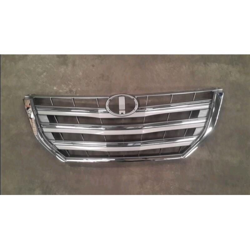 GRILL CHROME INNOVA 2015