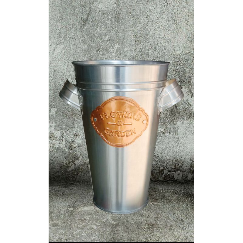 VAS BUNGA T30 | PEGANGAN PLAT | EMBOS FLOWERS & GARDEN | ALUMINIUM SILVER